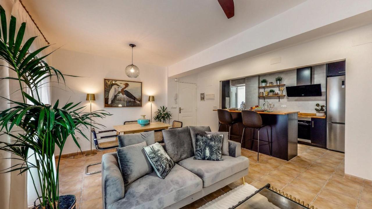 Holisplace- Lovely Apartment In Downtown Alicante Esterno foto