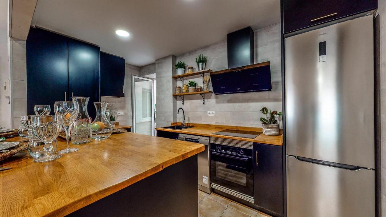 Holisplace- Lovely Apartment In Downtown Alicante Esterno foto